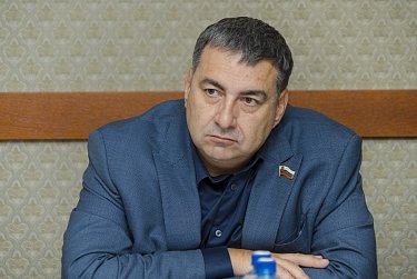 Работающие в области иностранцы будут платить больше налогов